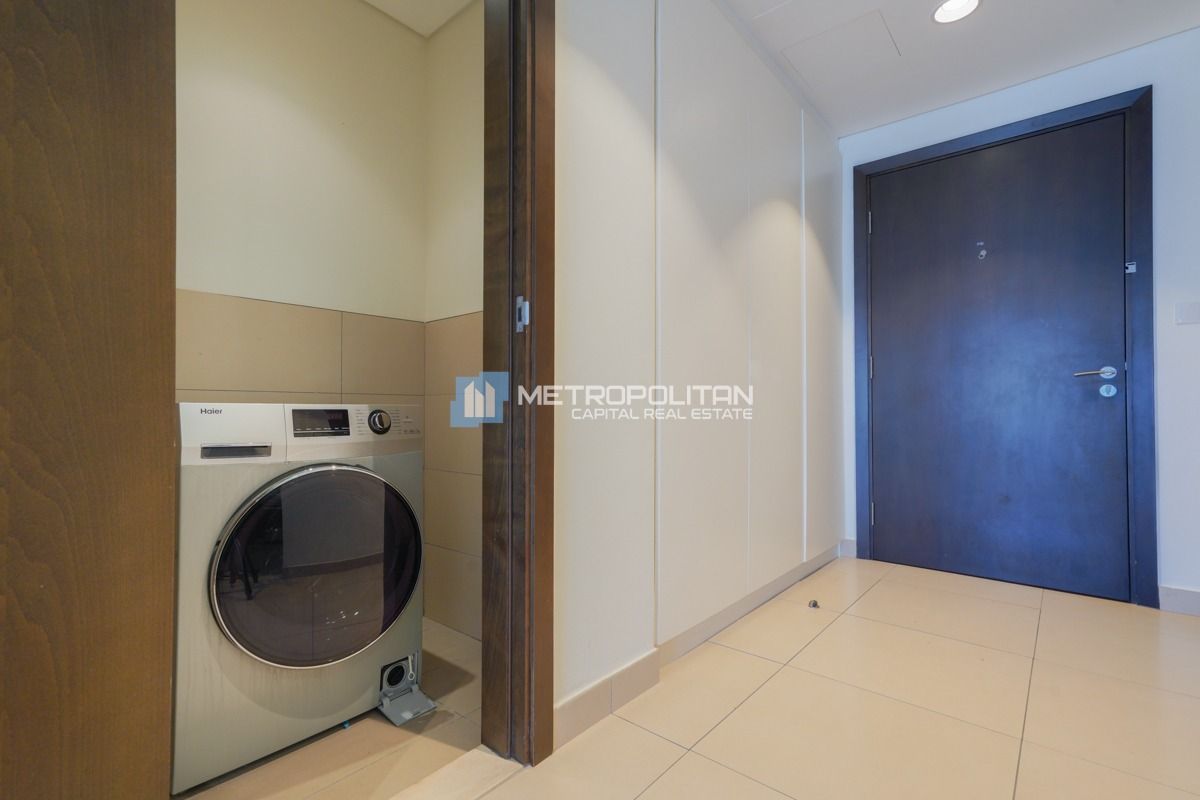High Floor | Corner 2BR | Vacant Soon | City View