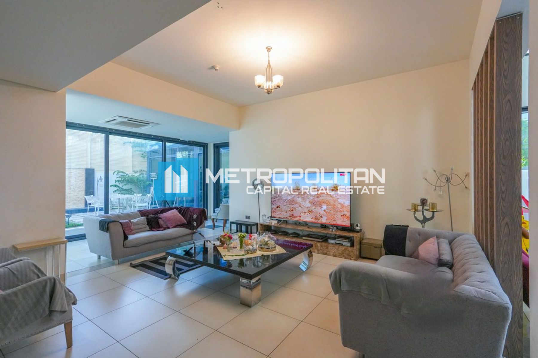 Corner 5BR+M | Landscaped Garden | Ready To Move