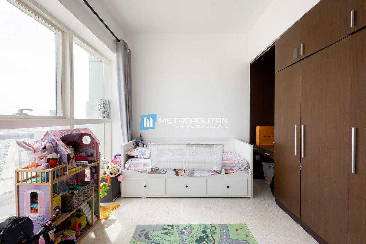 High Floor | Corner | Motivated Seller | High ROI