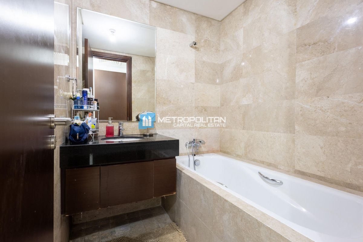 High Floor | Corner | Motivated Seller | High ROI