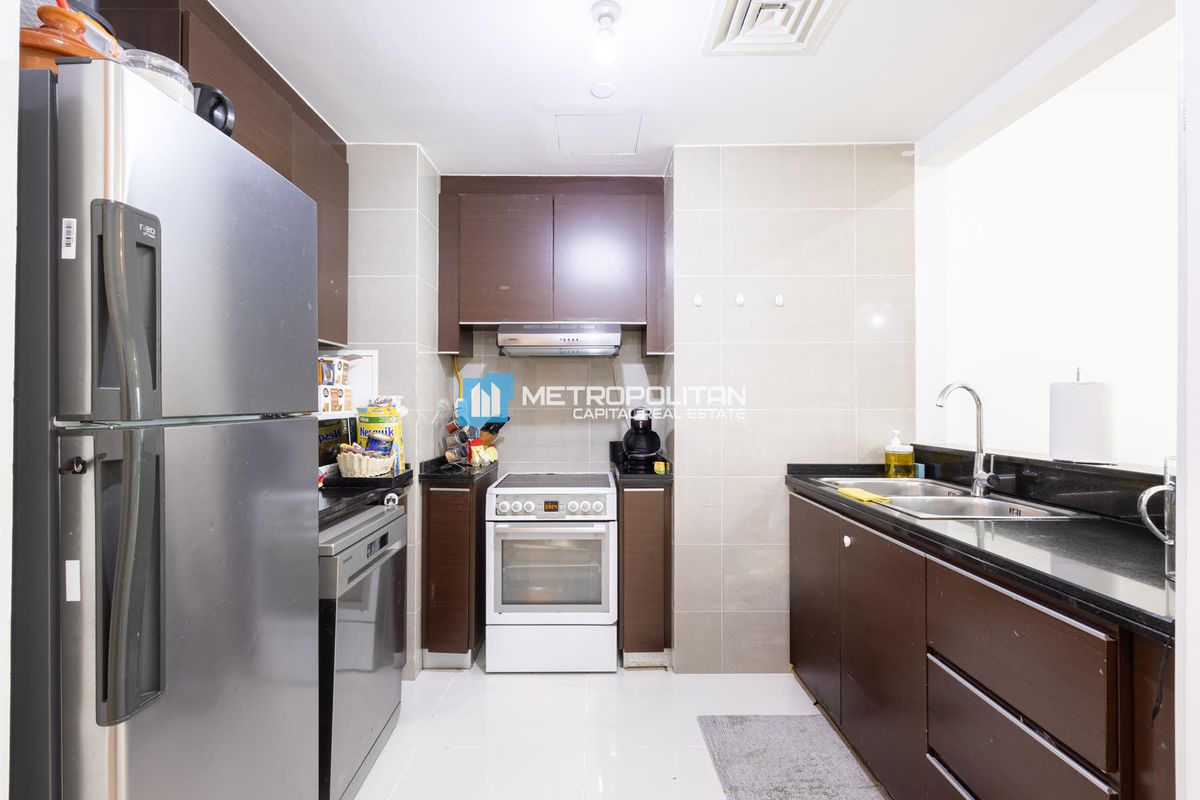 High Floor | Corner | Motivated Seller | High ROI