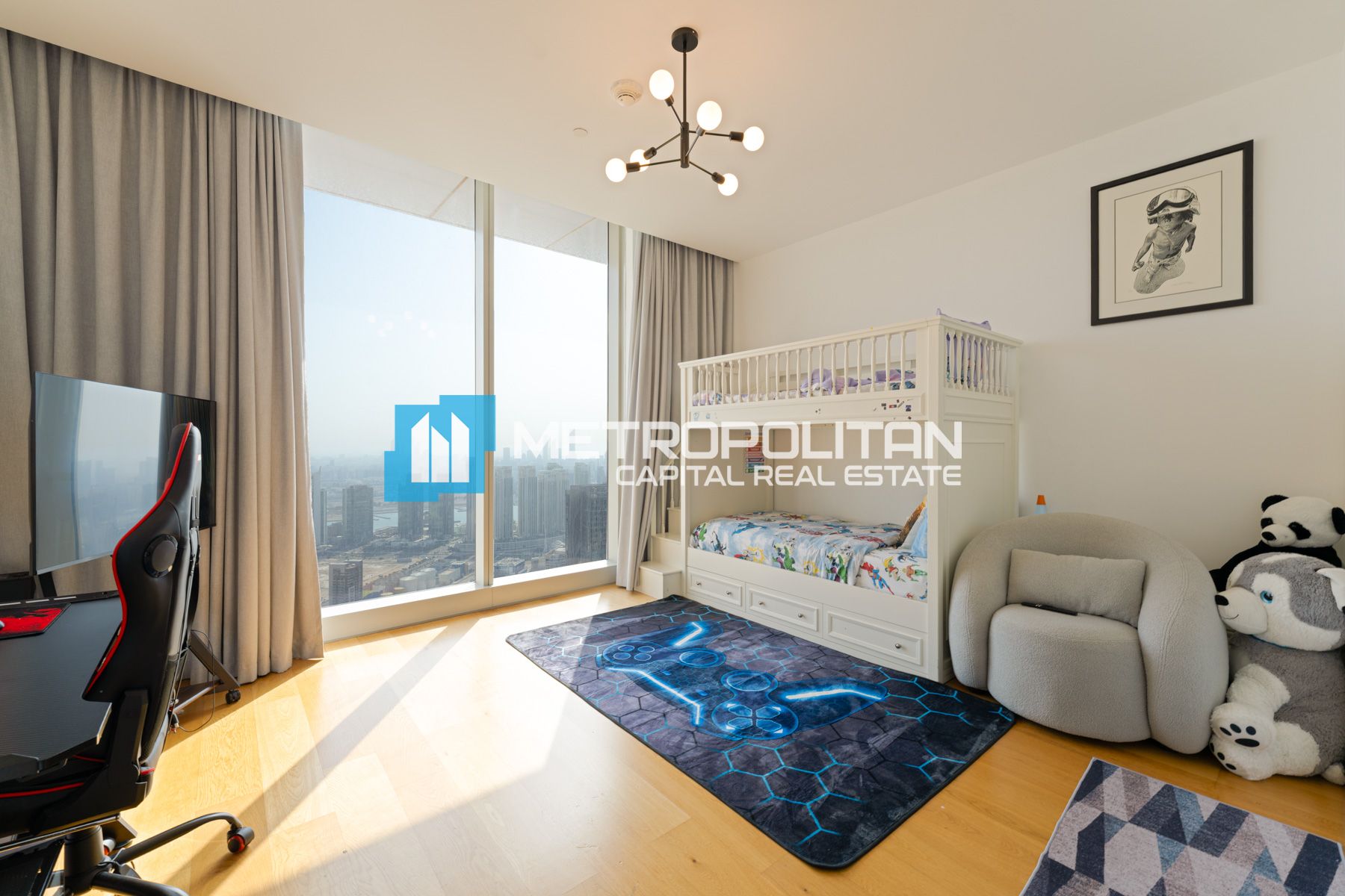 5BR |  PENT HOUSE | UPGRADED UNIT | SKYLINE VIEW