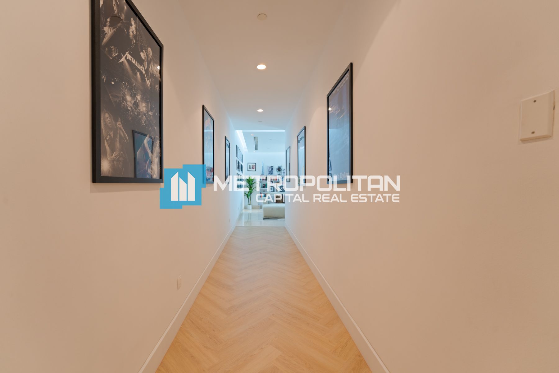 5BR |  PENT HOUSE | UPGRADED UNIT | SKYLINE VIEW