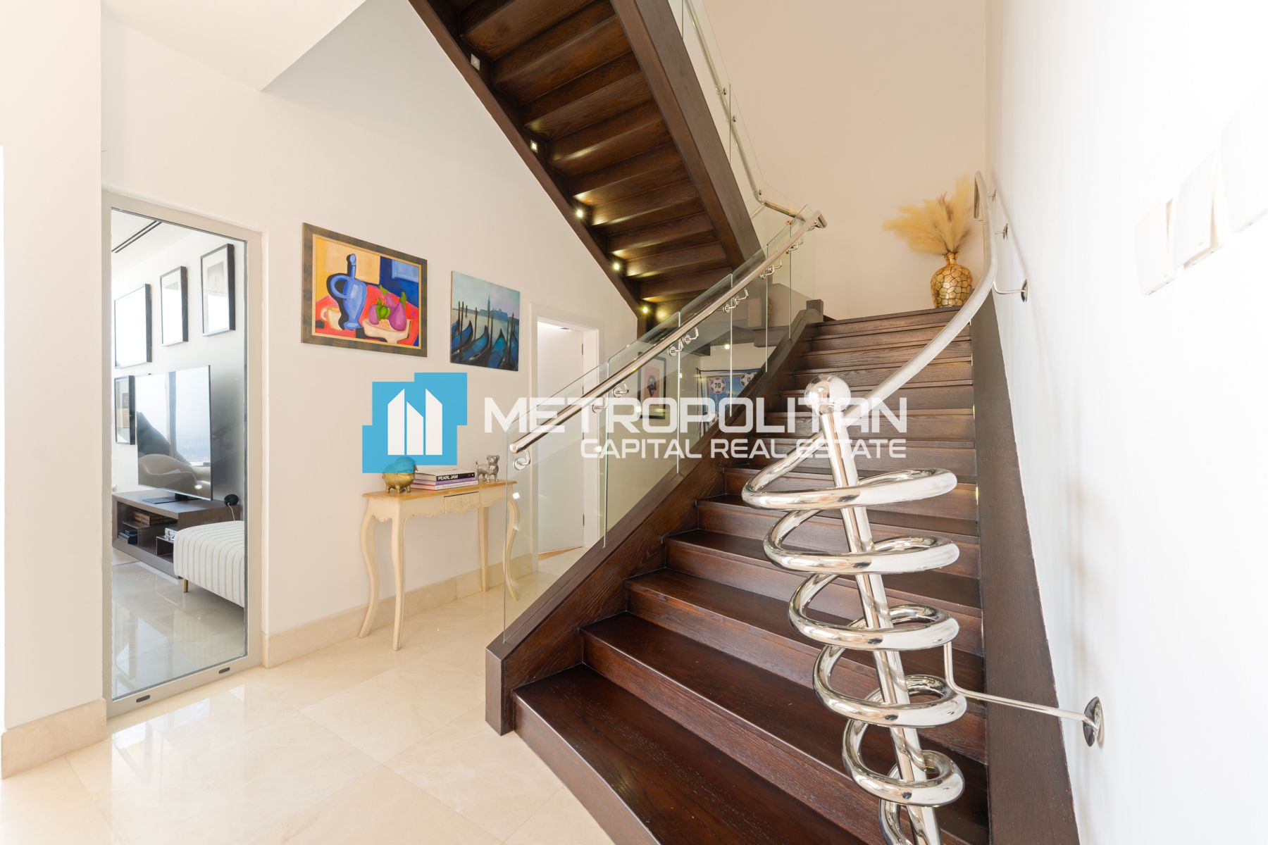 5BR |  PENT HOUSE | UPGRADED UNIT | SKYLINE VIEW