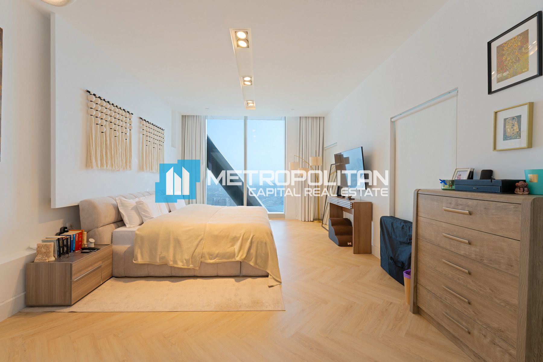5BR Penthouse for Sale in The Gate Tower 1, Al Reem Island - MCS-45592