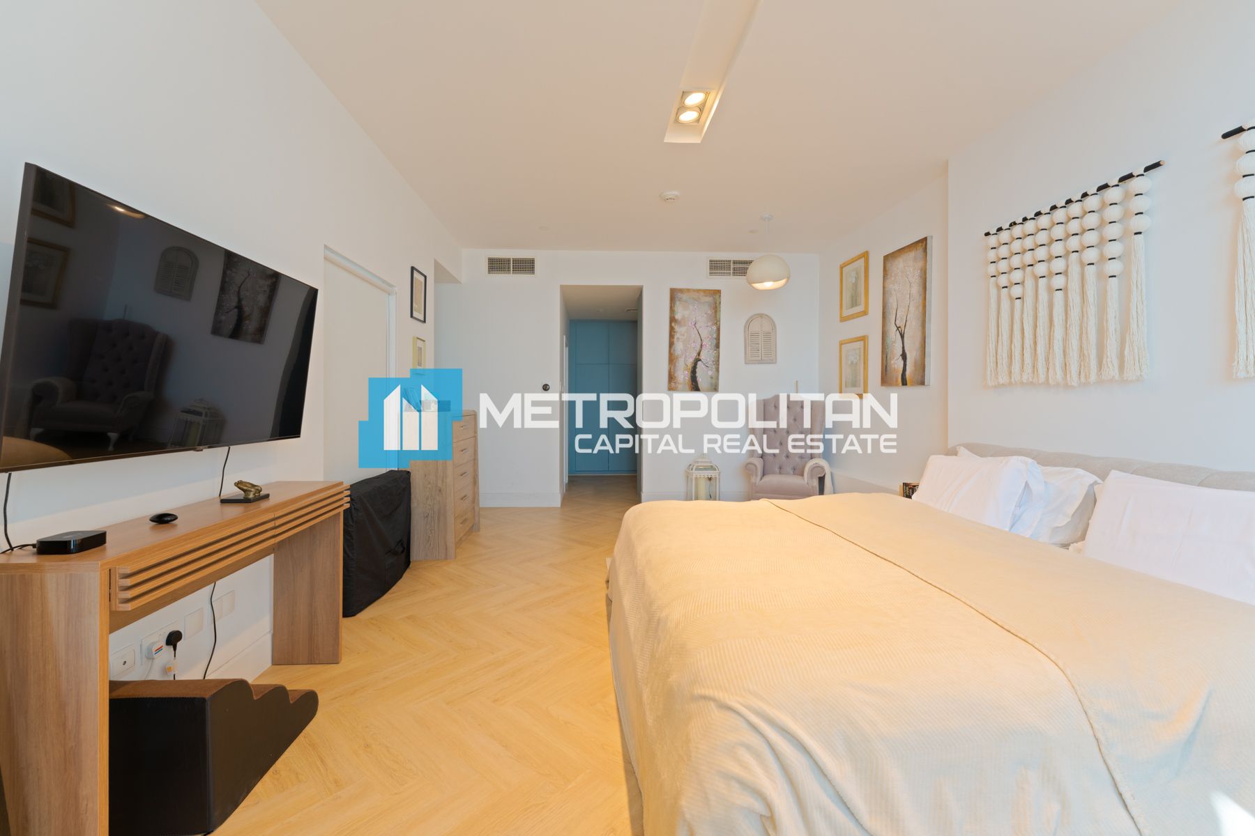 5BR |  PENT HOUSE | UPGRADED UNIT | SKYLINE VIEW