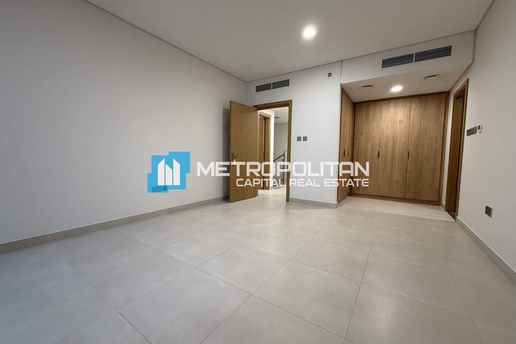 Duplex 2BR+Maids | Corner Unit | High ROI