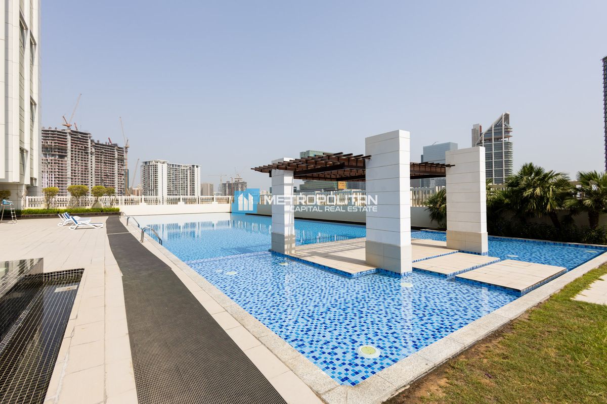 Partial Sea View | 2BR Bedrooms+Maids | High Floor