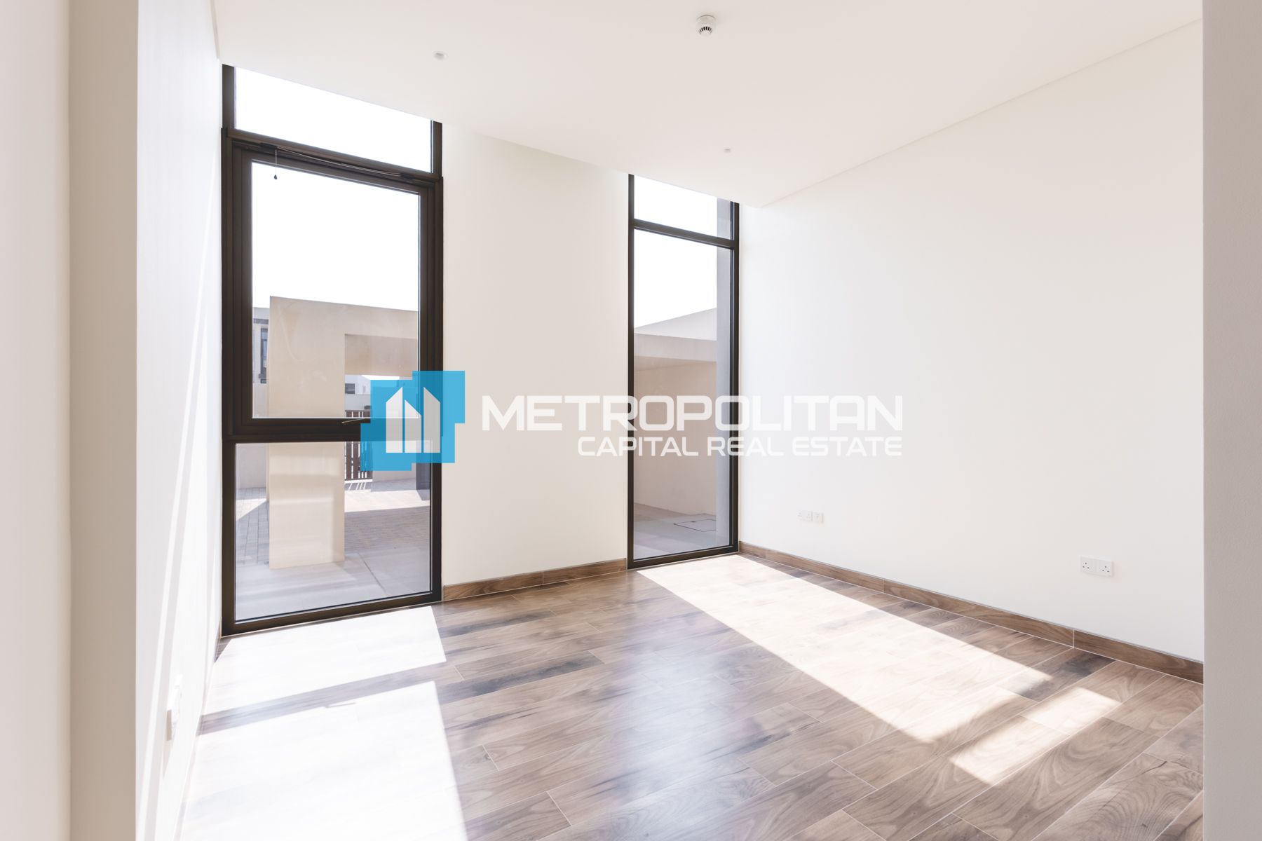 Brand New |Single Row 5BR |Type V5 |Private Garden