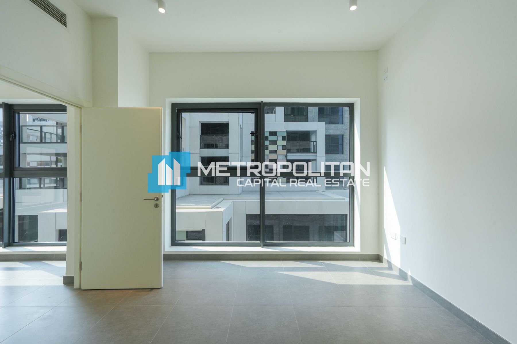 2 Bedrooms + Maids | High Floor | Ready to Move