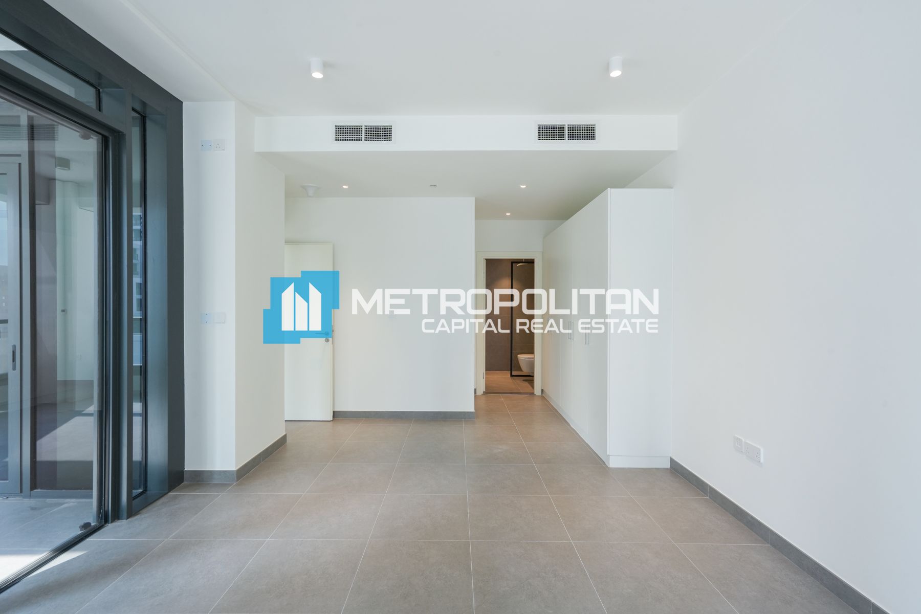 2 Bedrooms + Maids | High Floor | Ready to Move