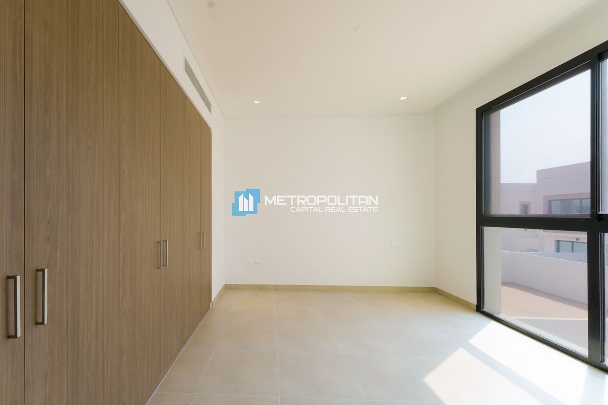 Rented Till 2027 | 3 BR Duplex | Huge space