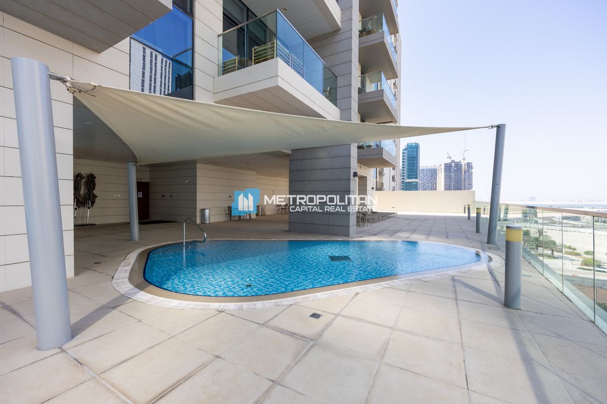 Cozy 1BR Apartment |Balcony |Partial Mangrove View