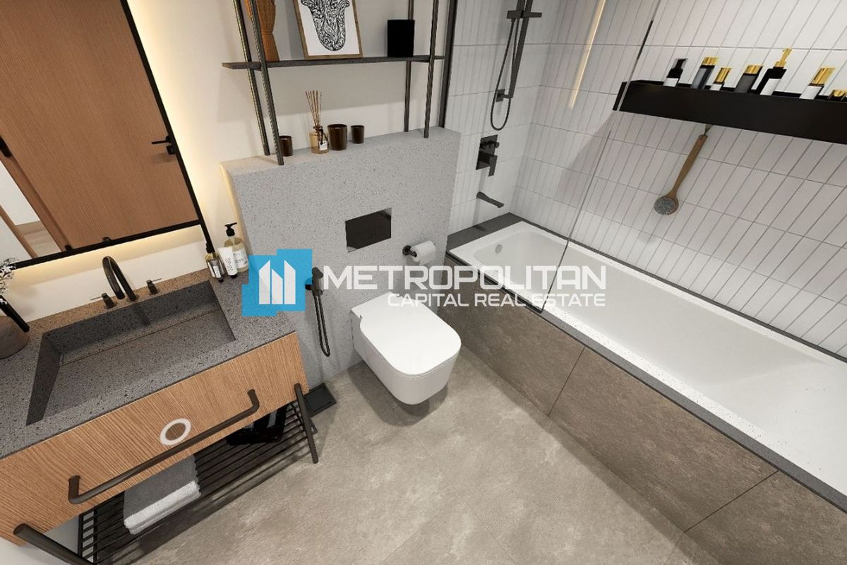 2BR w/ Balcony | Study Room | Close to Amenities