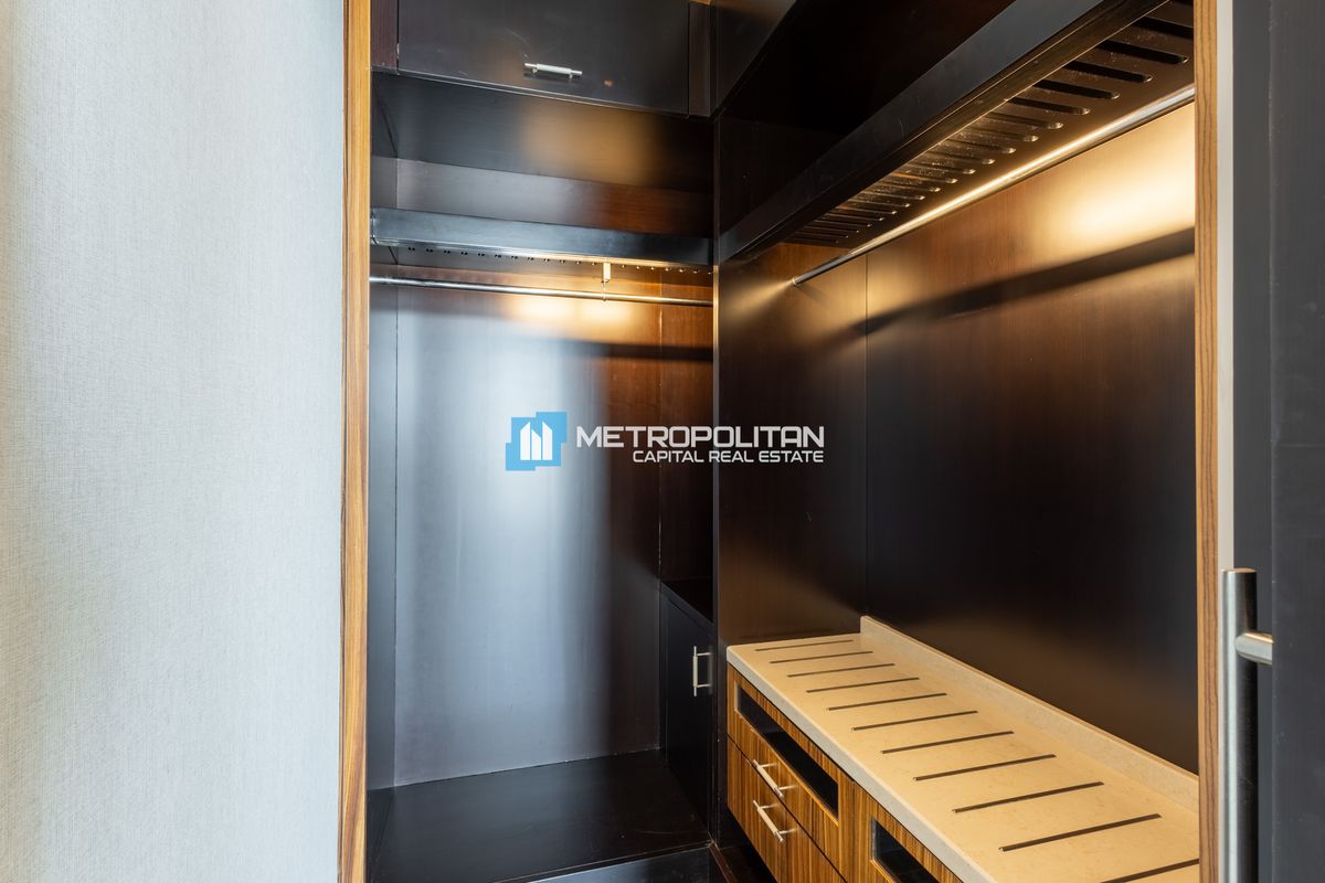 Canal and Museum View | 2BR | High Floor
