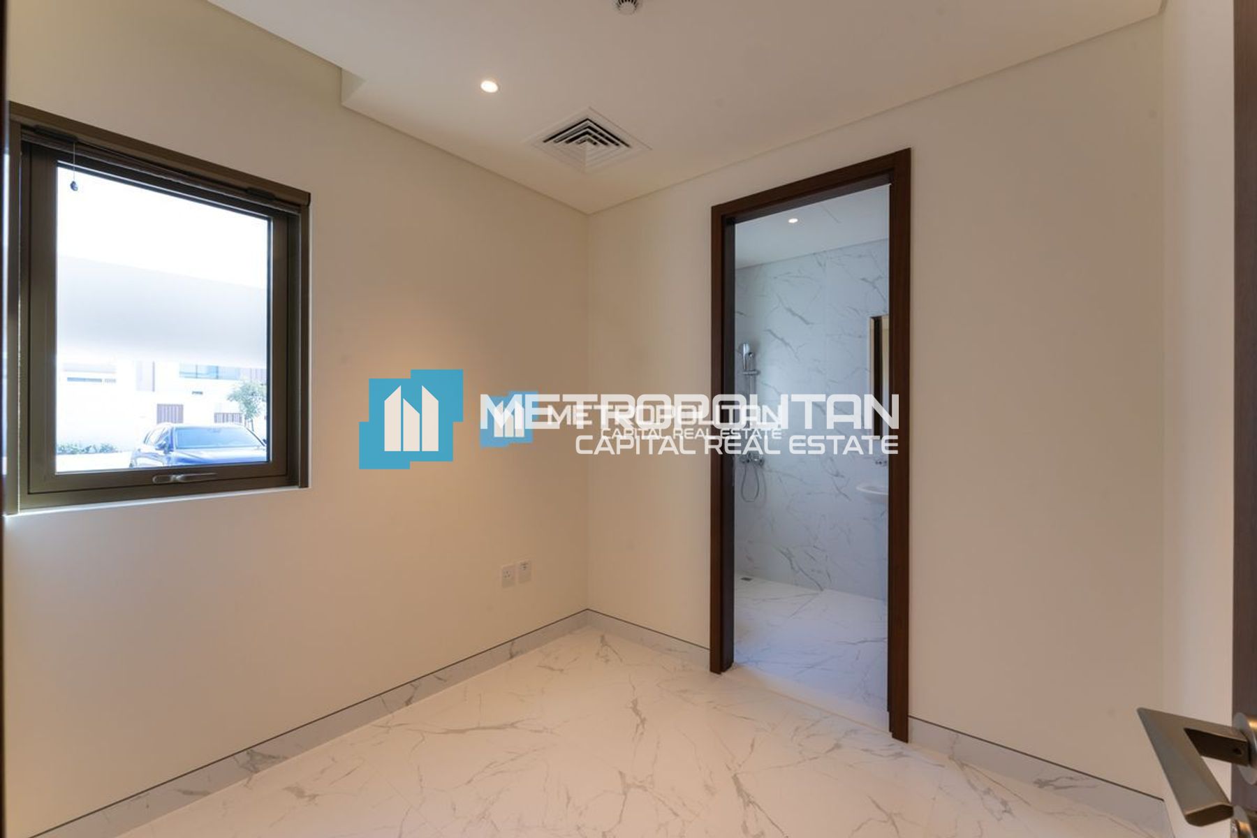 Ready to move | 3BR w Maid's | Mangrove View