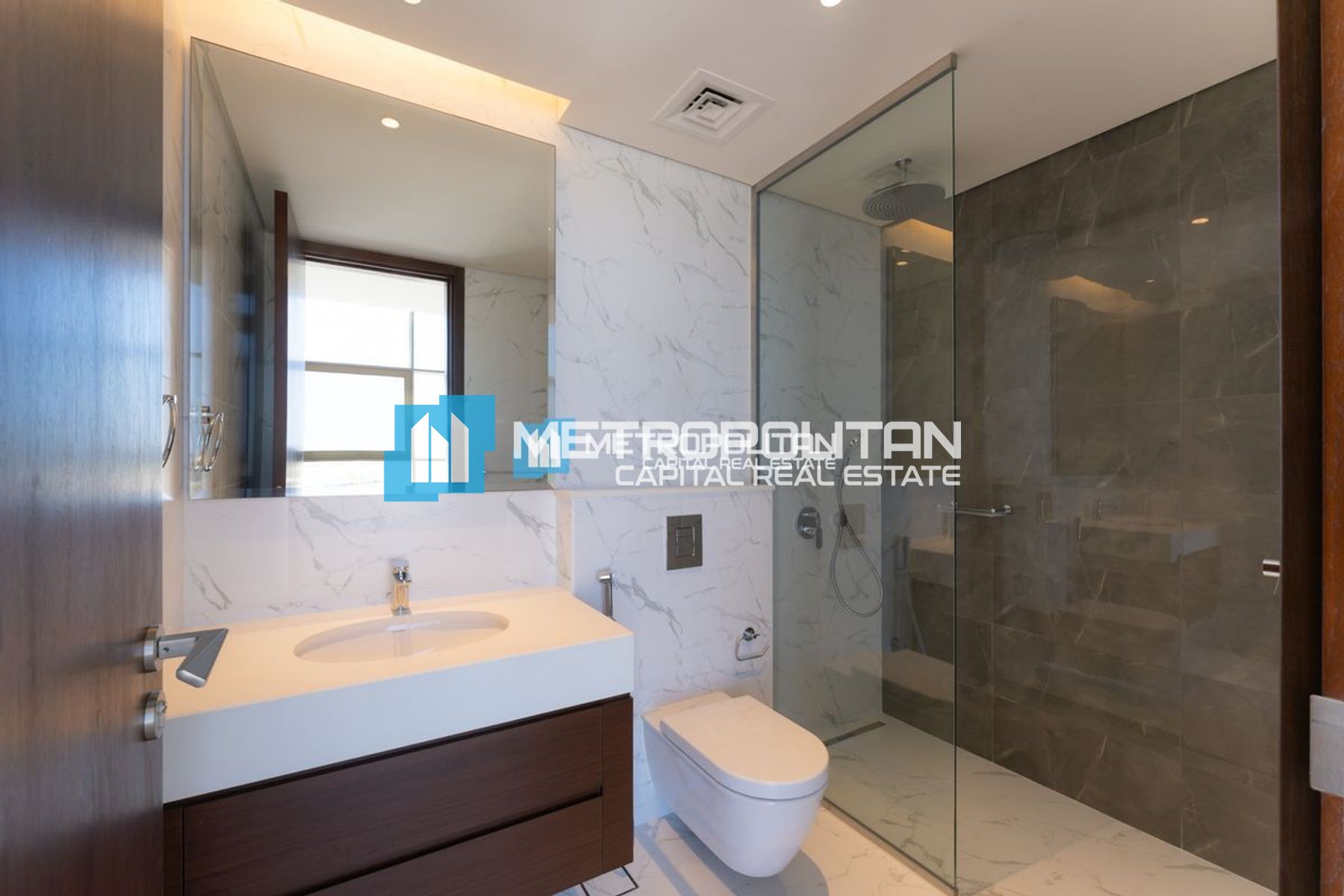 Ready to move | 3BR w Maid's | Mangrove View