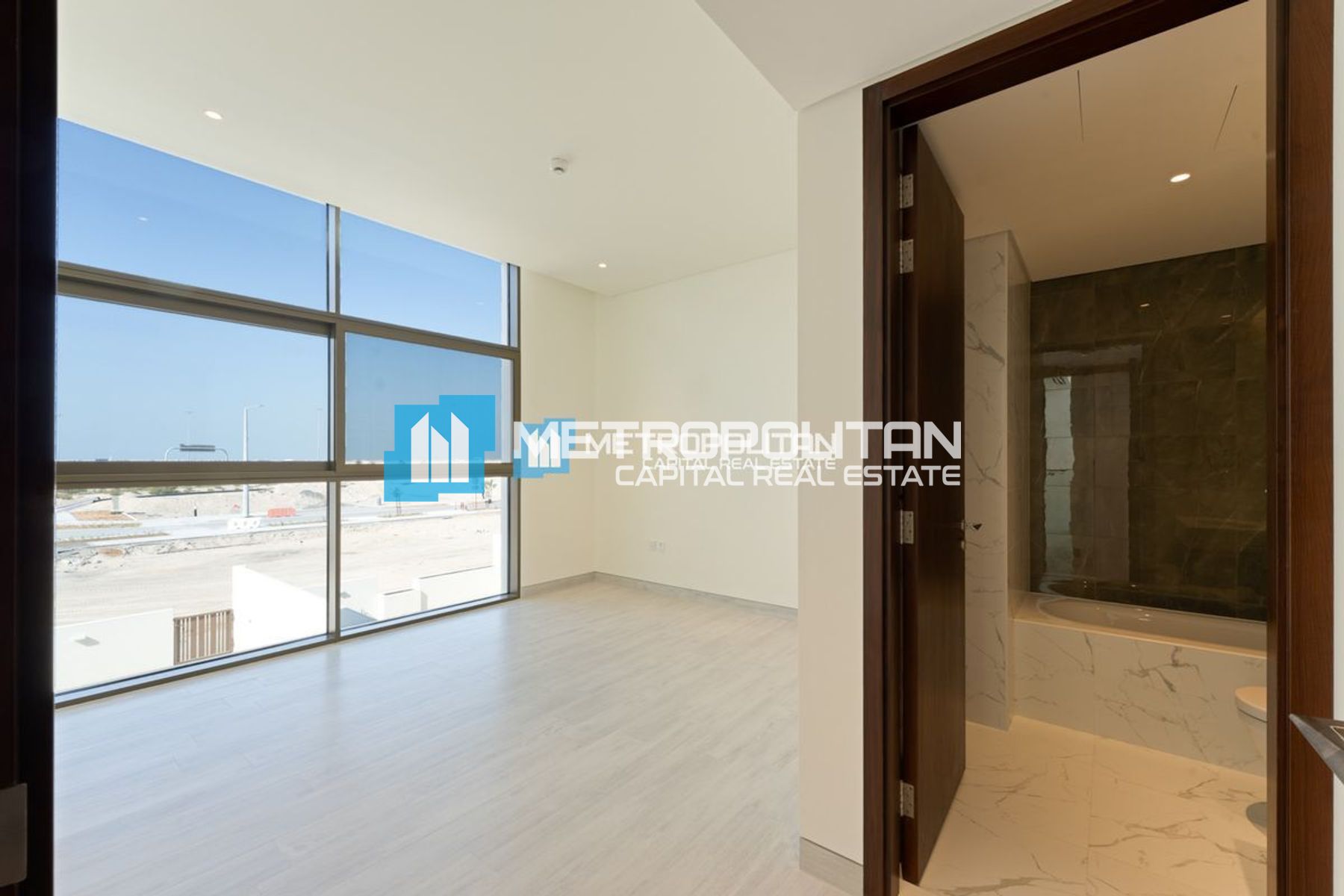 Ready to move | 3BR w Maid's | Mangrove View