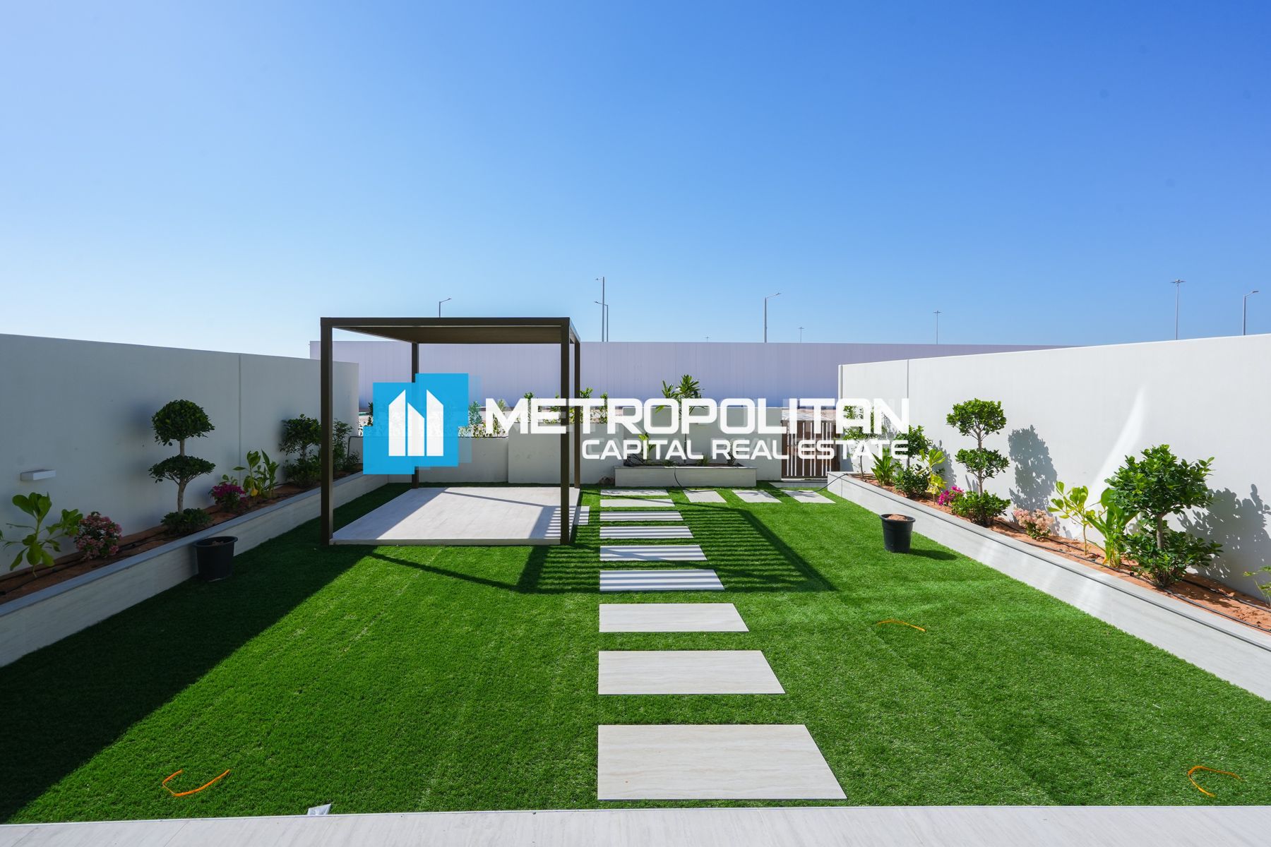 3BR Townhouse for Sale in Nad Al Dhabi, Al Jubail Island - MCS-46034