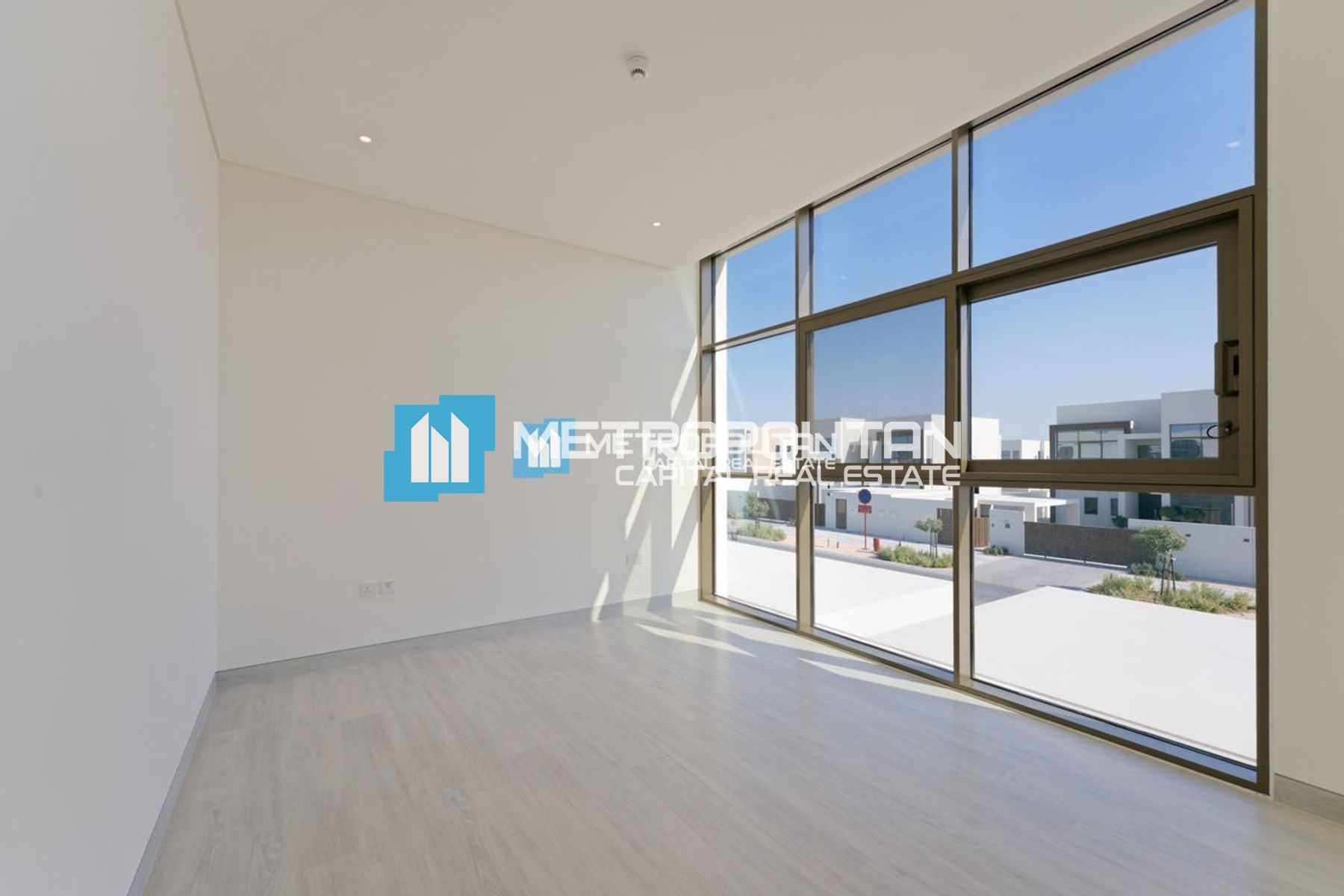 Ready to move | 3BR w Maid's | Mangrove View