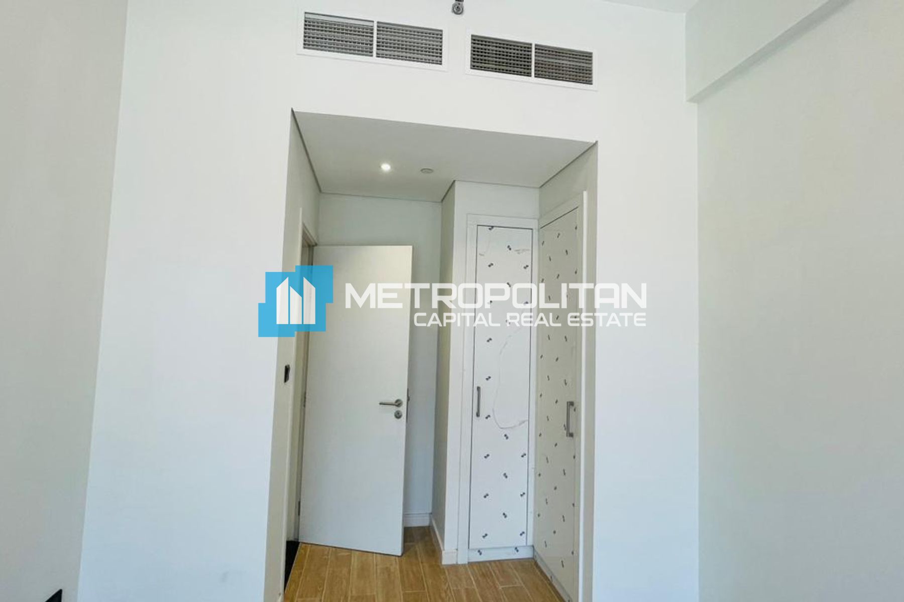 Hot Deal | Single Row Middle | 3 BR w Maid's