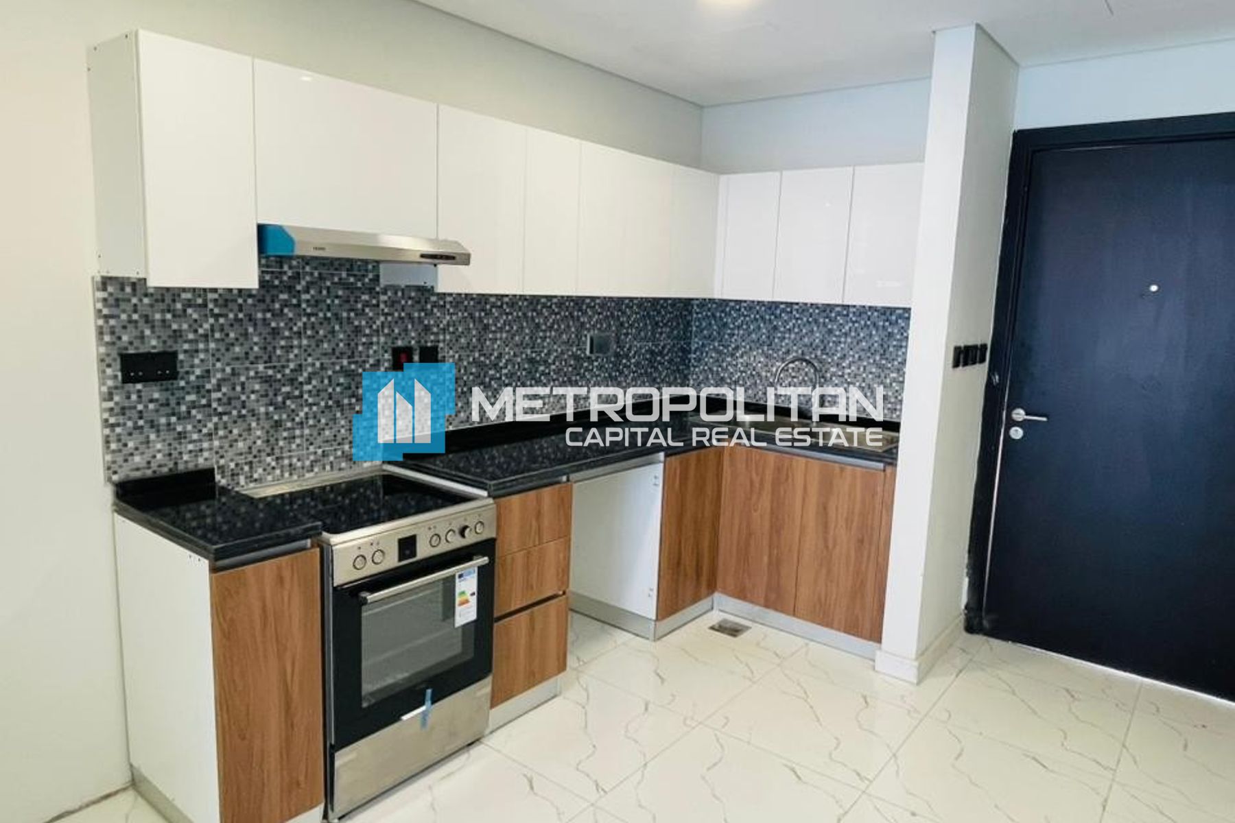 Hot Deal | Single Row Middle | 3 BR w Maid's