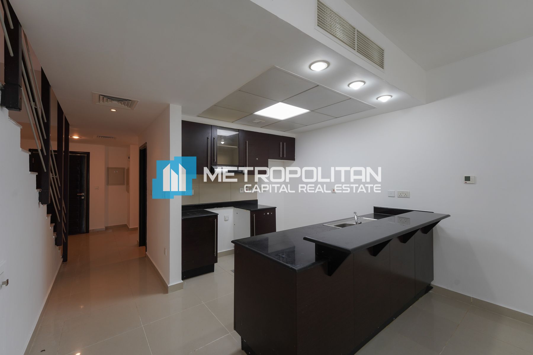 Single Row | Private Garden | 2 BR w Study
