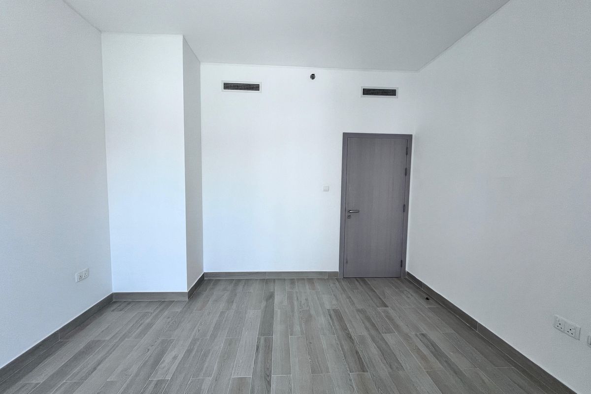 1BR Apartment for Sale in Waters Edge, Yas Island - MCS-46249