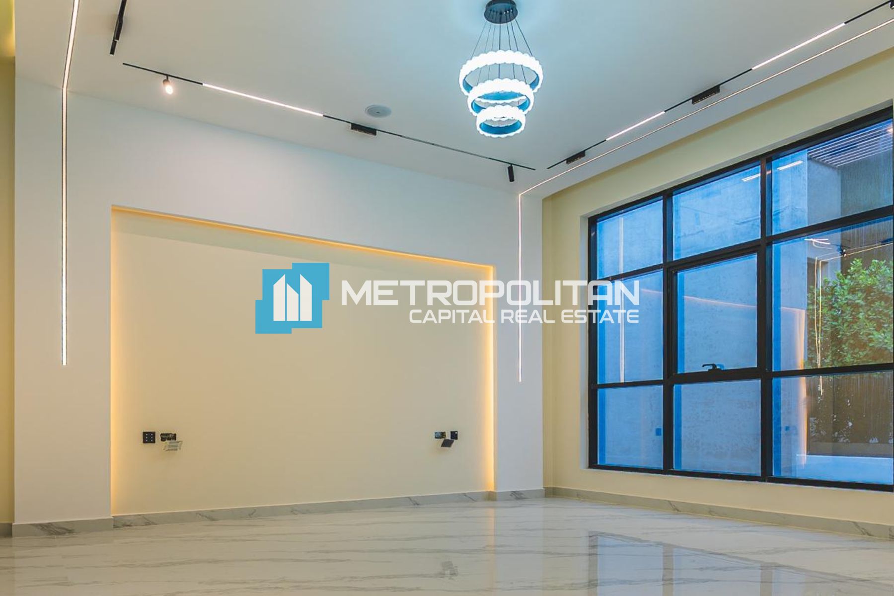 5BR | SINGLE ROW | CORNER UNIT | FACING PARK