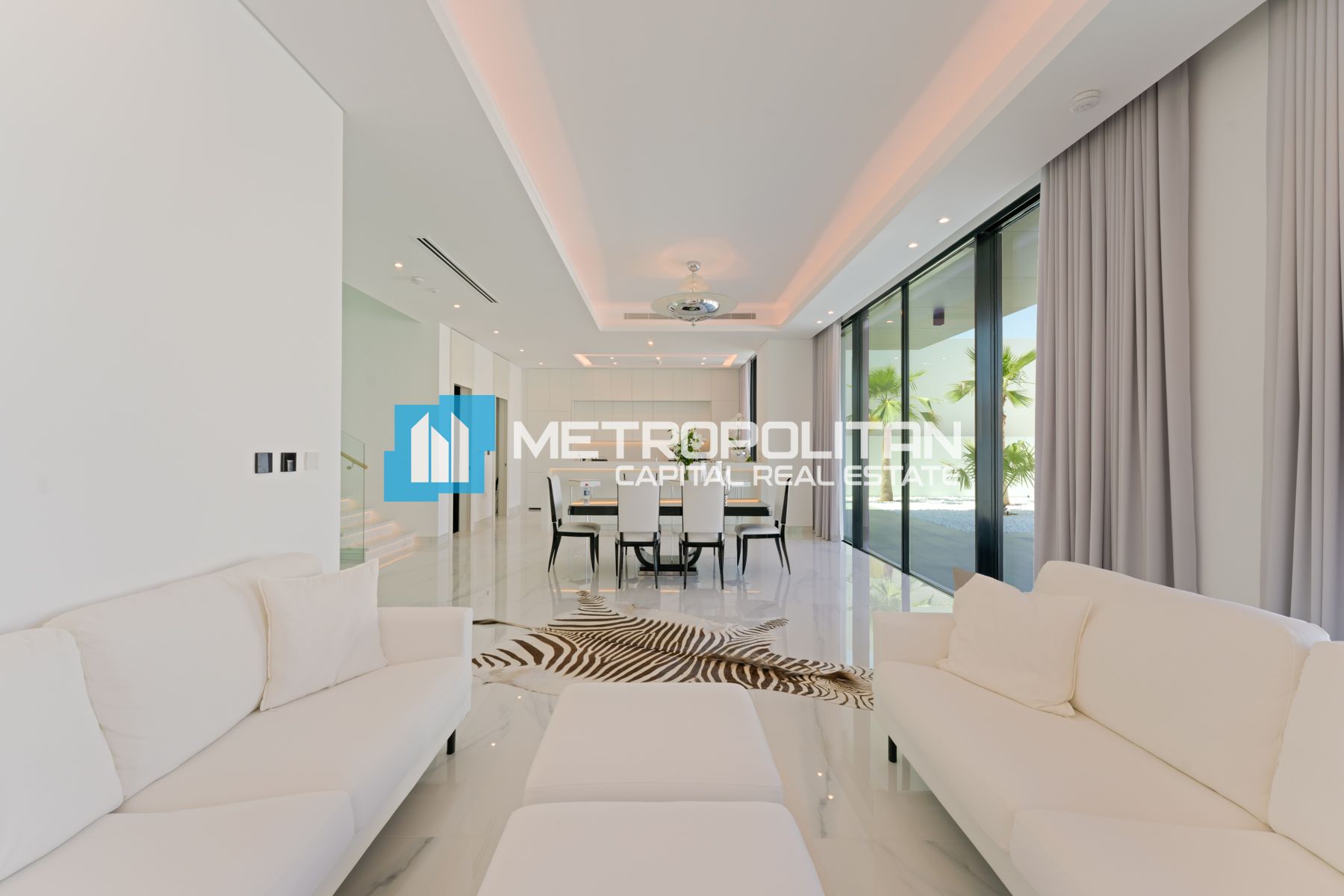 Single Row Middle | Brand New | Private Pool