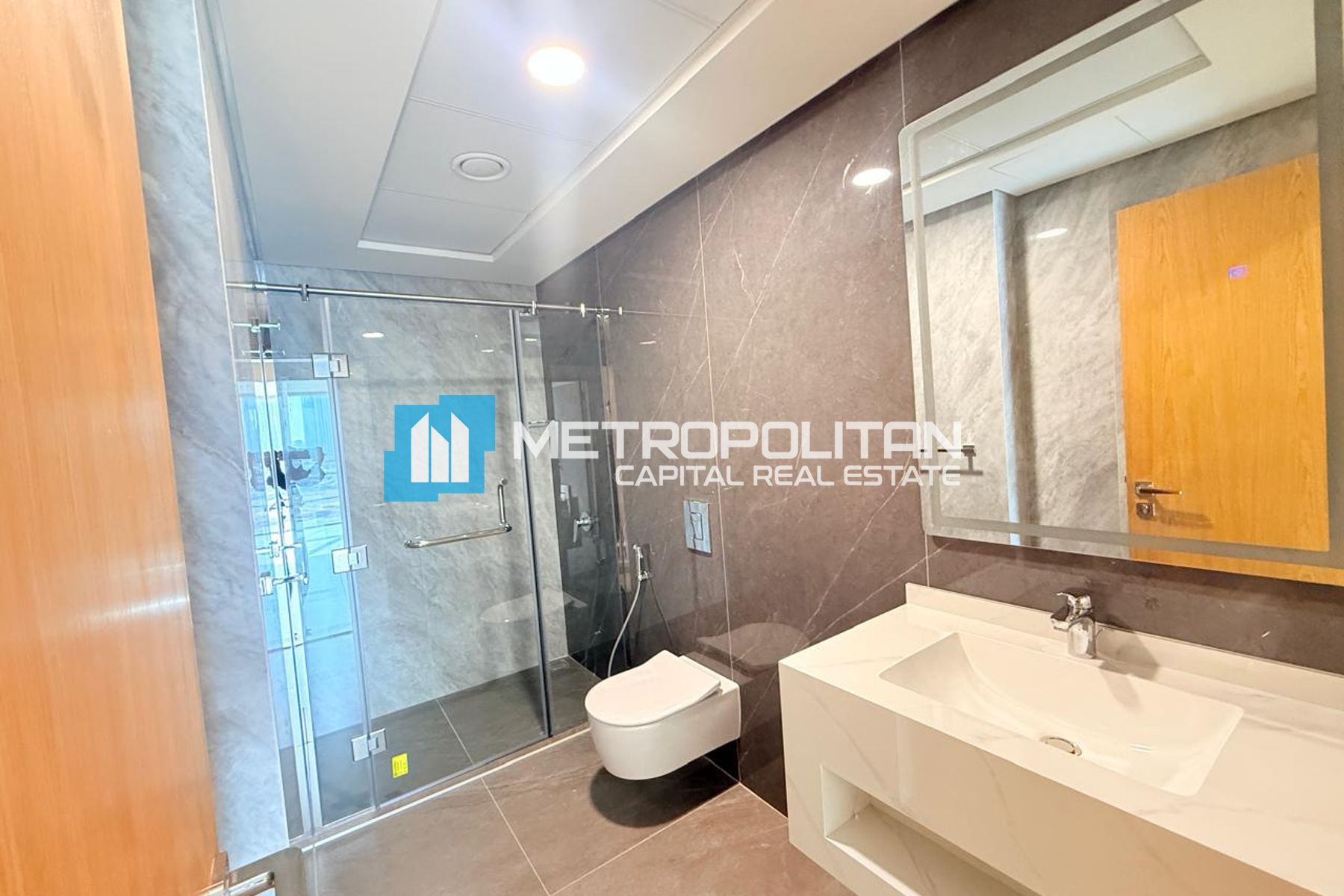3 BR with Maids | Sea view | Full Up Graded