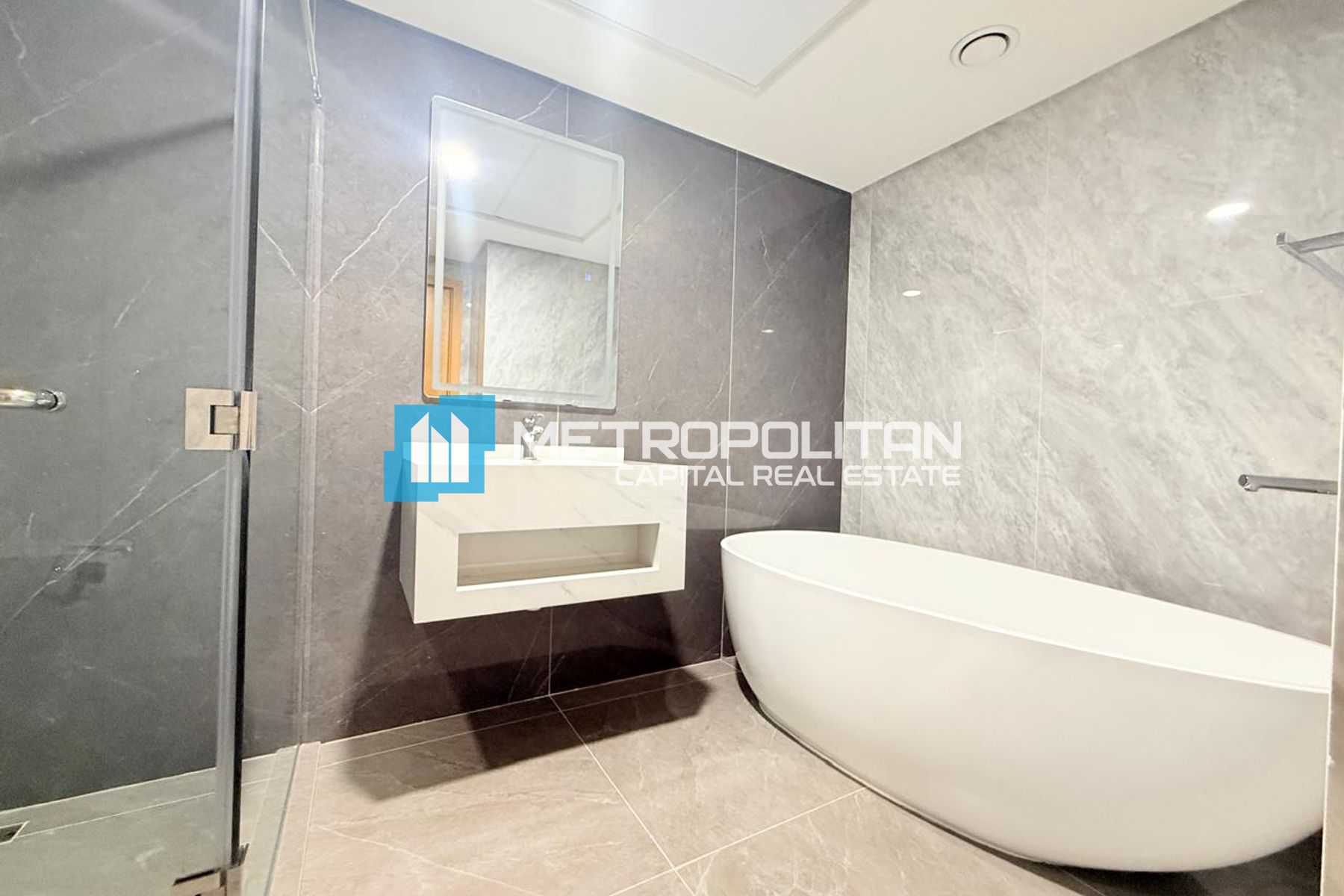 3 BR with Maids | Sea view | Full Up Graded