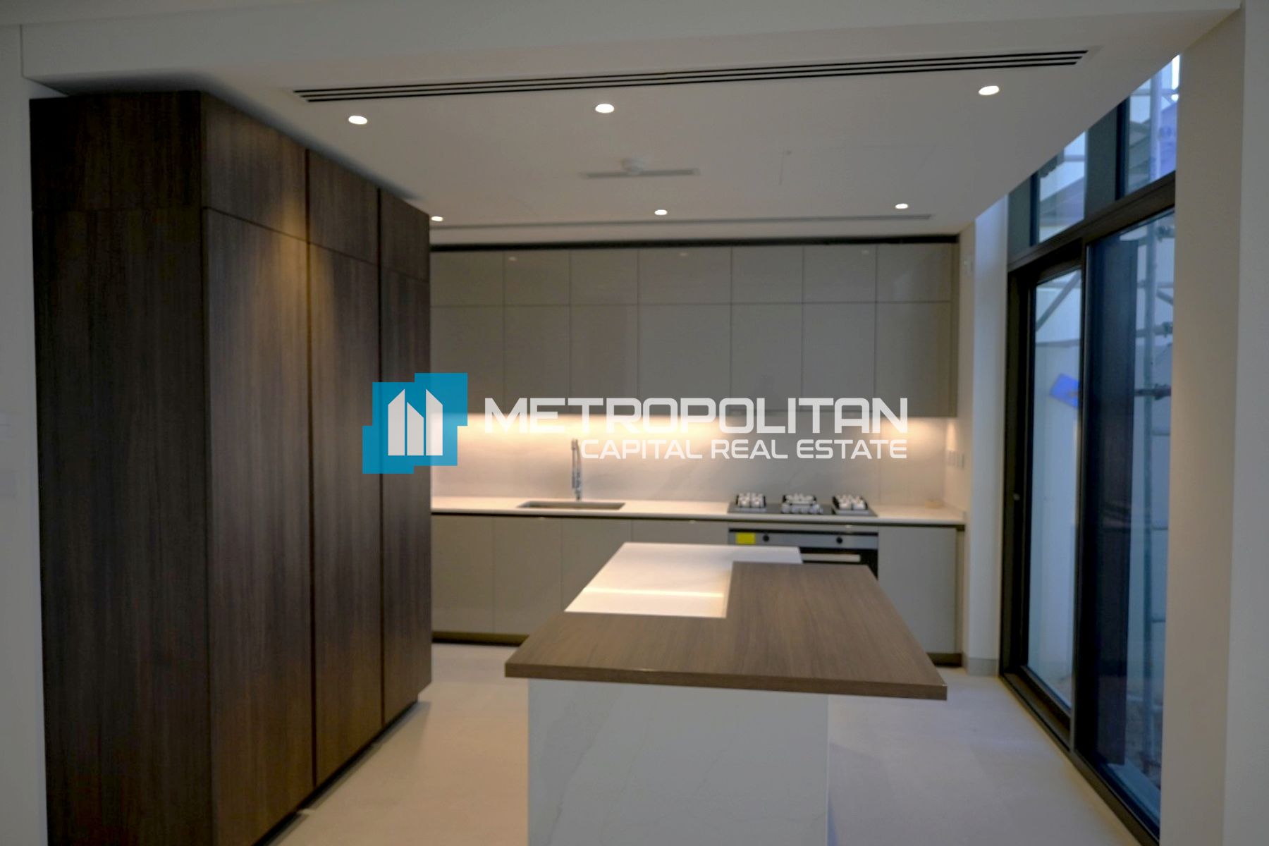 2BR Townhouse for Sale in Nad Al Dhabi, Al Jubail Island - MCS-46548