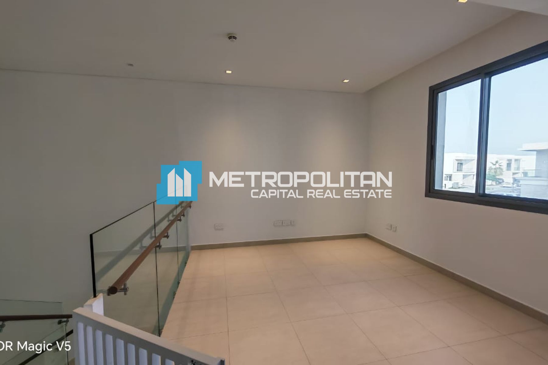 Rare Opportunity |3BR w/ Maid | Single Row| Vacant