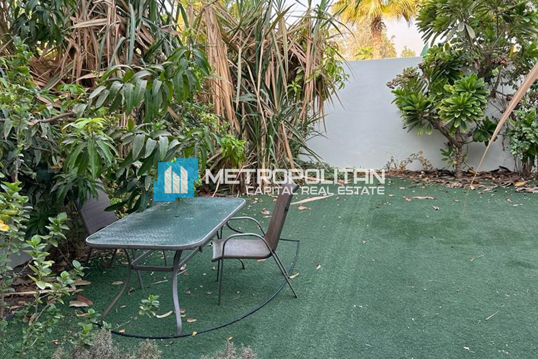 Rare Opportunity |3BR w/ Maid | Single Row| Vacant