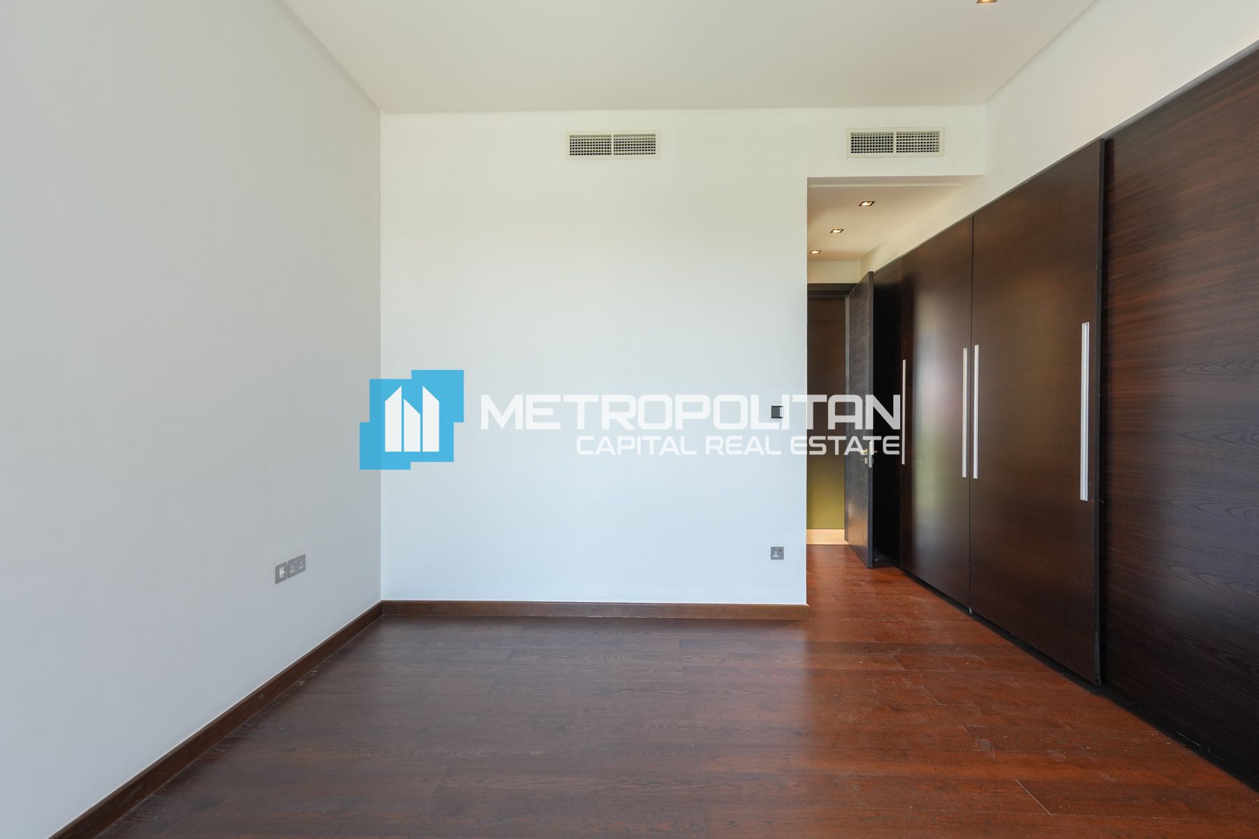 Price Drop | 6BR Boulevard | Corner | Sea View |