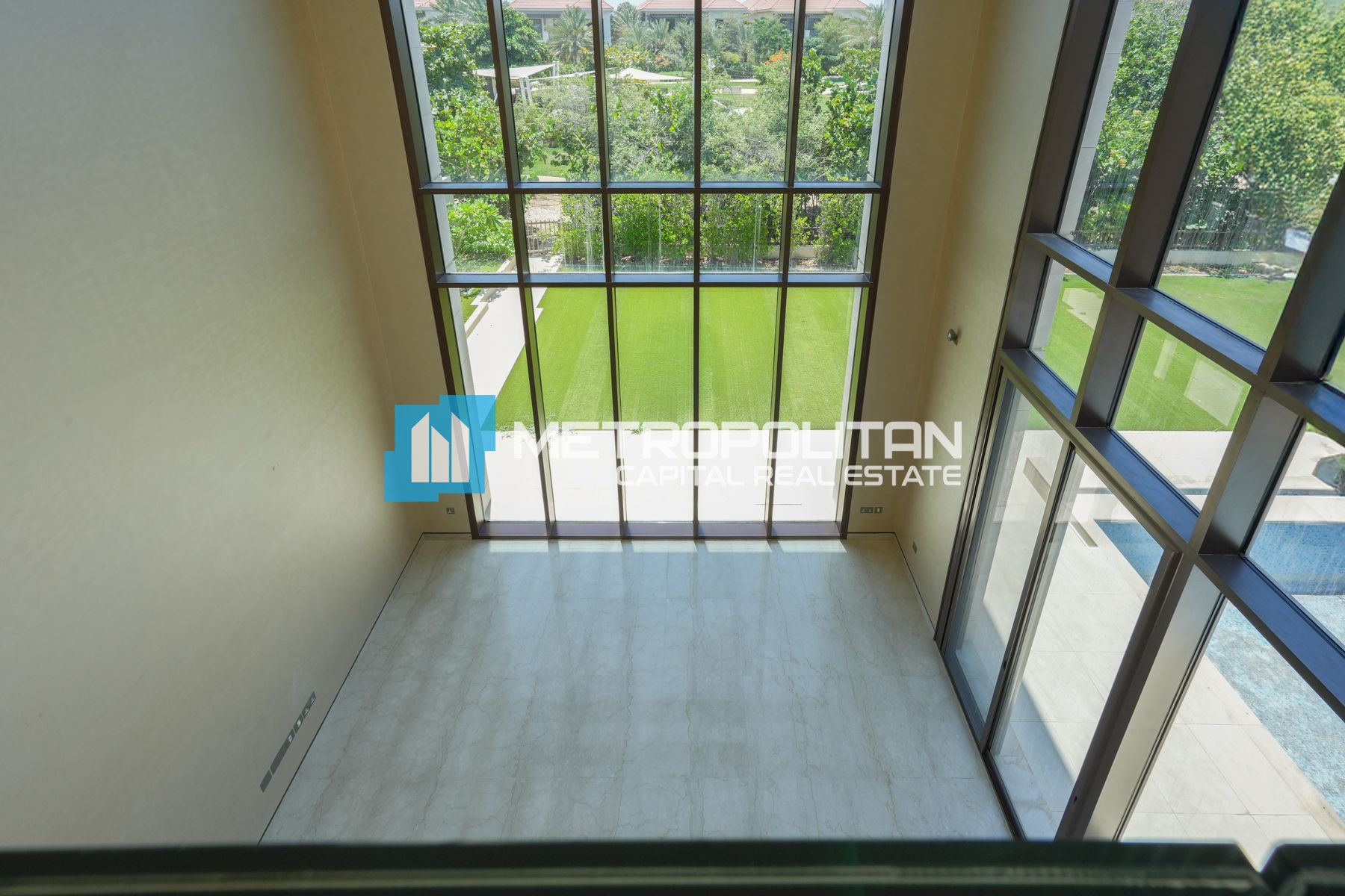 Price Drop | 6BR Boulevard | Corner | Sea View |
