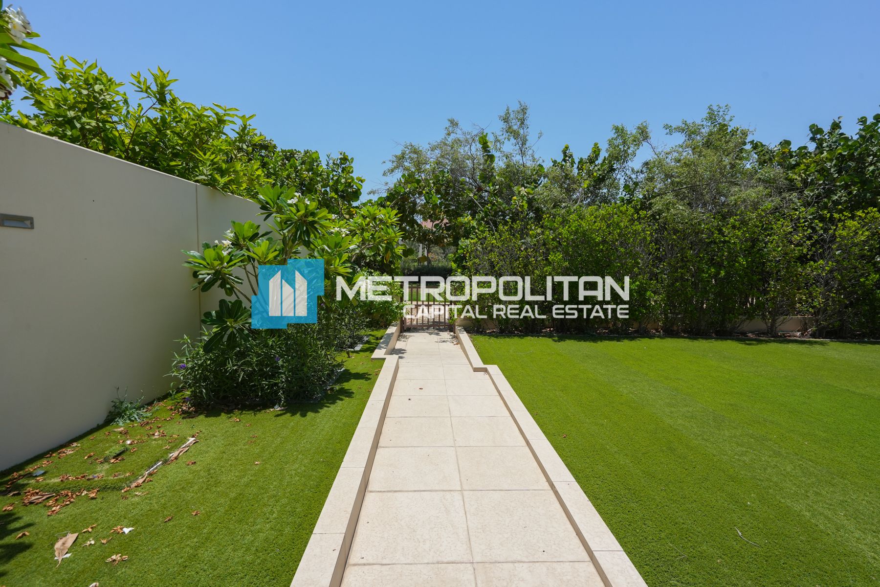 Price Drop | 6BR Boulevard | Corner | Sea View |