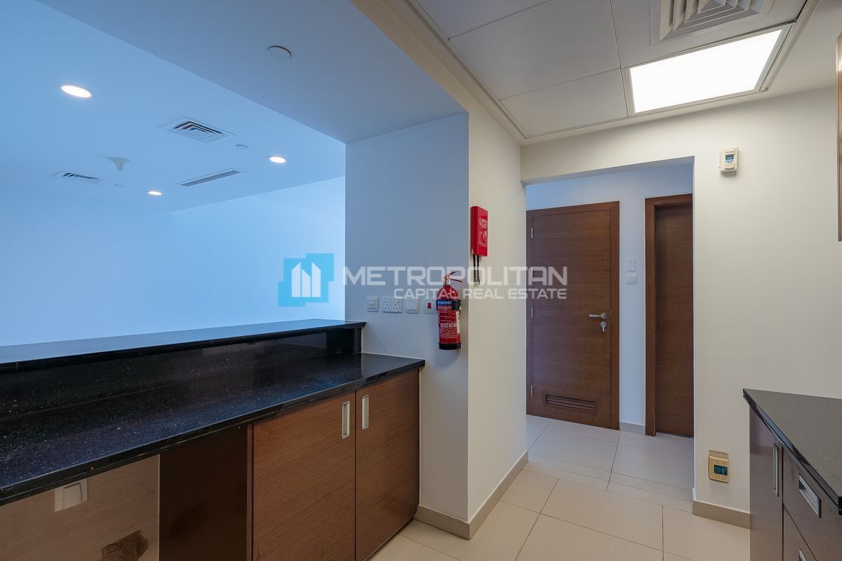 Spacious 2BR | Garden View | High Floor | Vacant