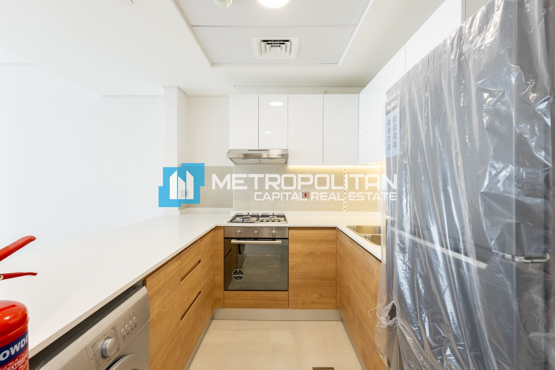 Full Canal View |  High Floor |  Ready to Move