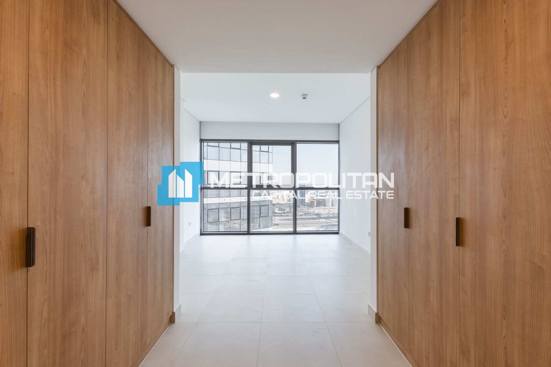 Full Canal View |  High Floor |  Ready to Move