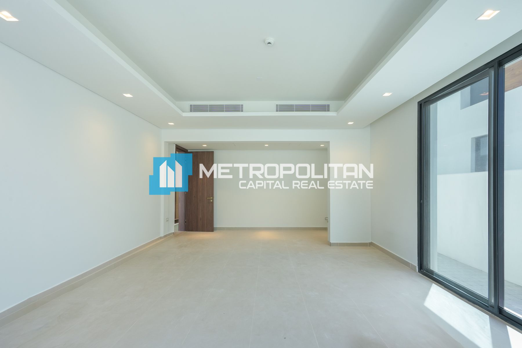 premium Finishing  | Private Pool | 4 BR w/ Maid's