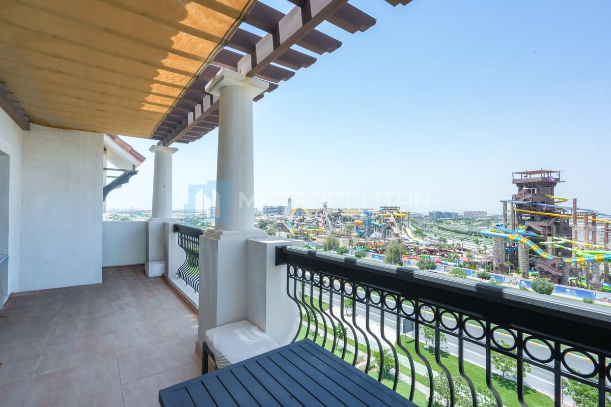 A STUNNING VIEW | High Floor | BIG LAYOUT
