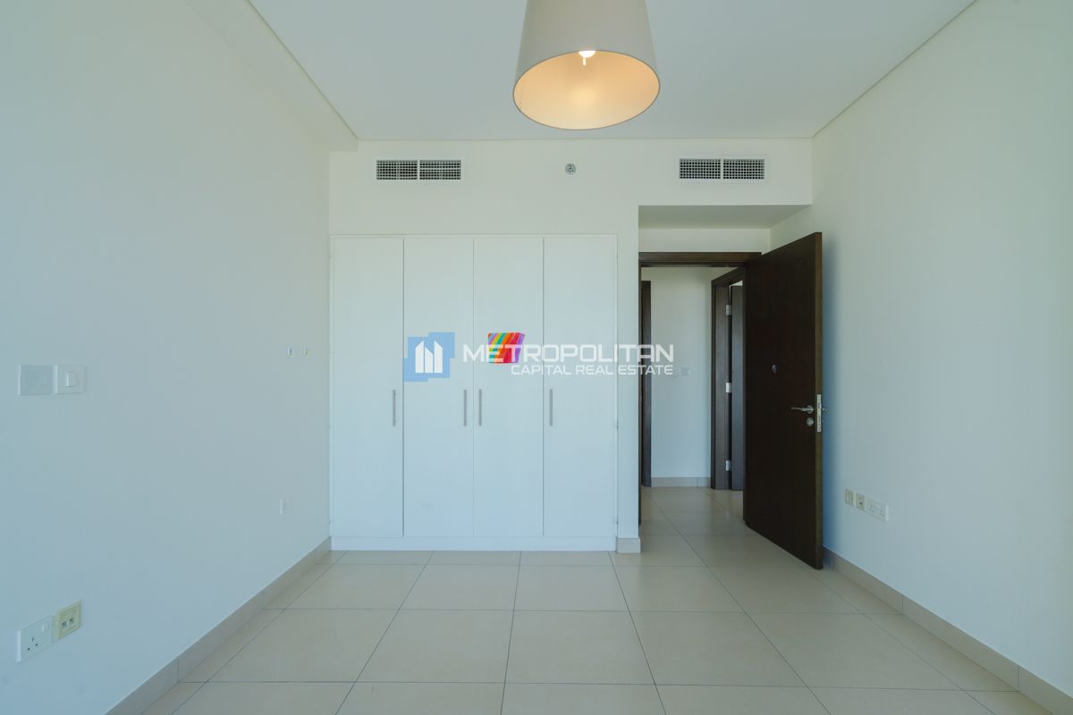 High Floor | 2BR w/ Balcony | Well Maintained