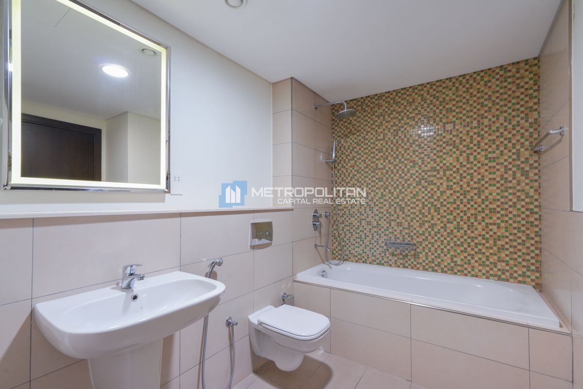 High Floor | 2BR w/ Balcony | Well Maintained