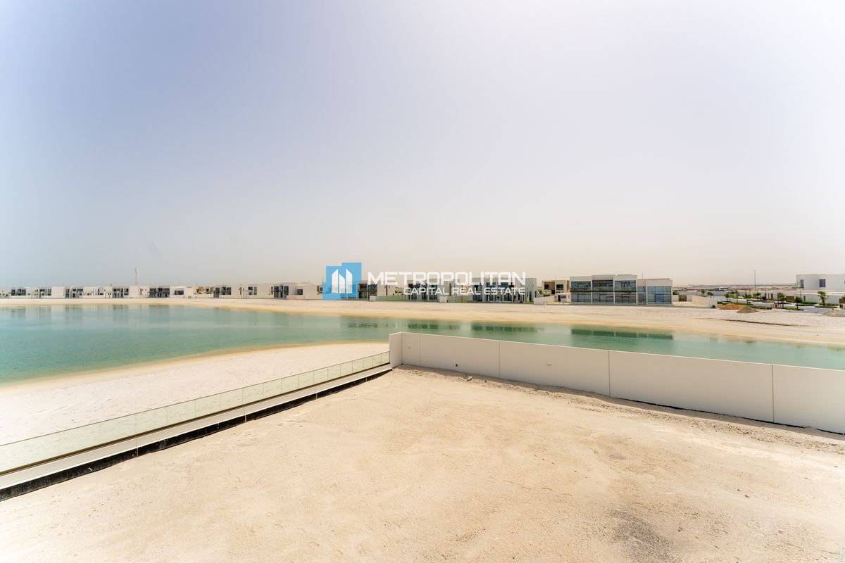 Waterfront V6 | Elite Large Plot | Single Row 6BR