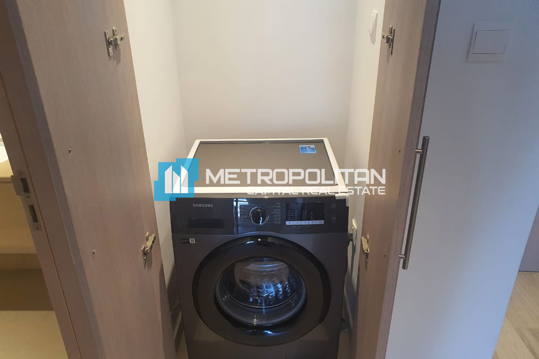 Canal View|Fully Furnished|Corner 1BR|With Balcony