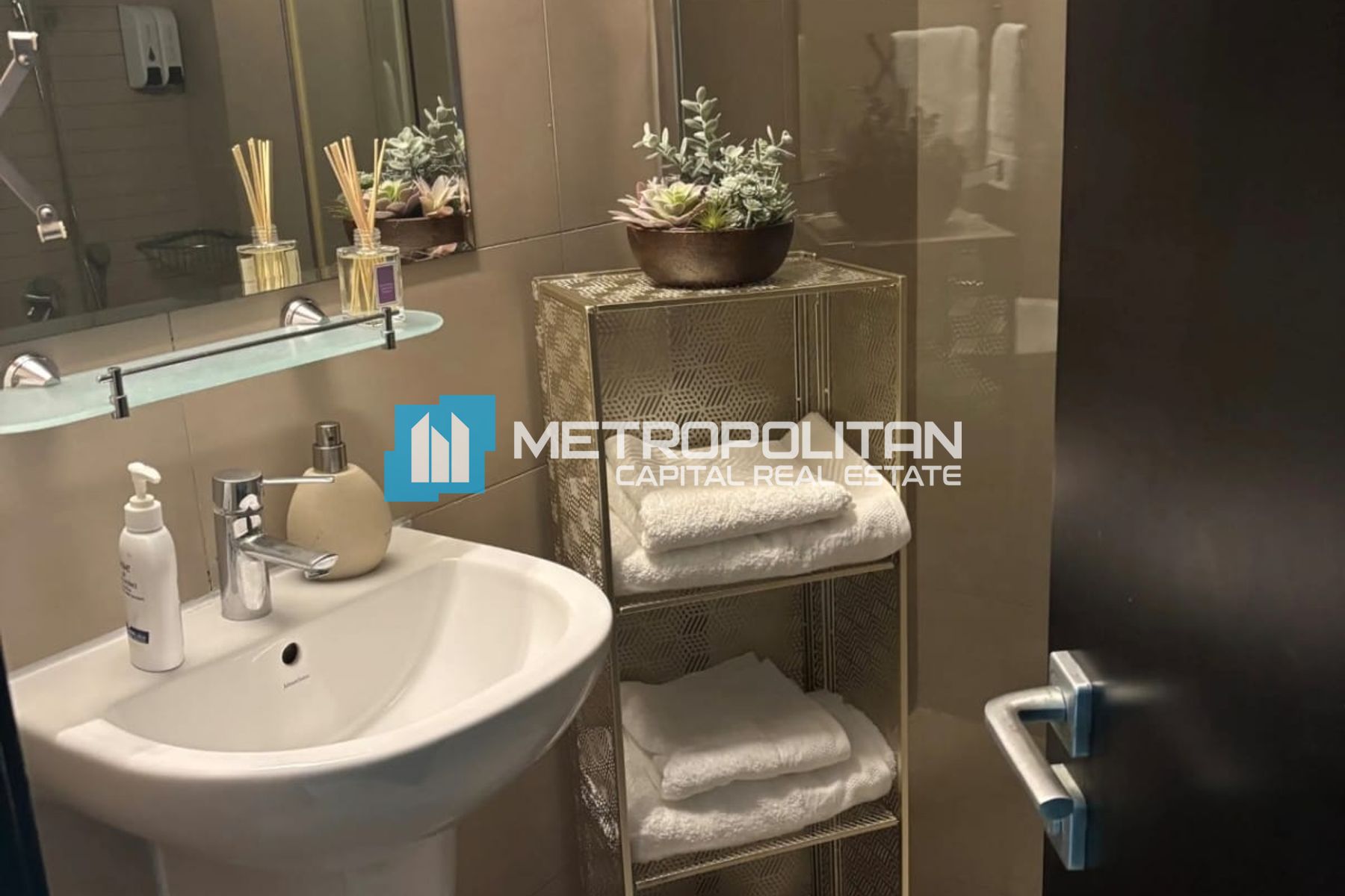 Hot Deal 3 BR | Fully Furnished | Nice ROI