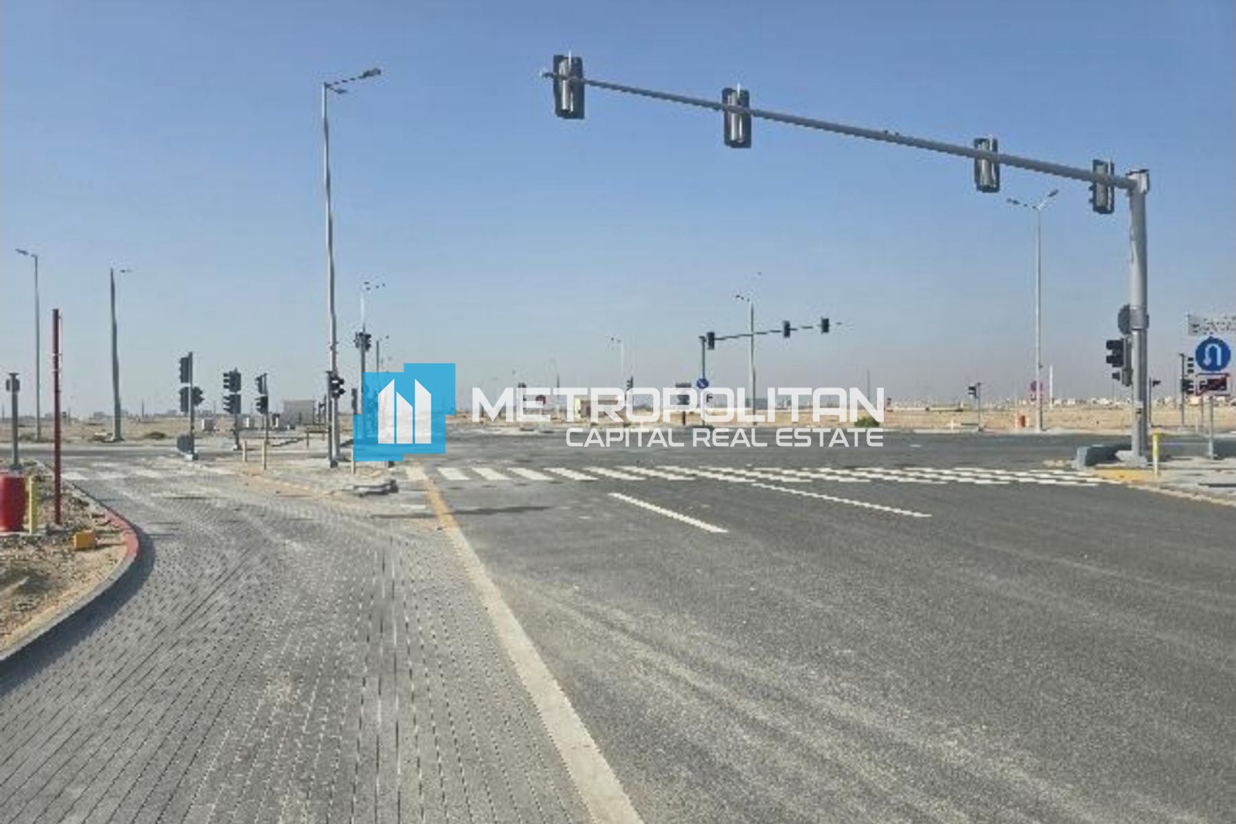 SINGLE ROW | CORNER PLOT | PREMIUM LOCATION