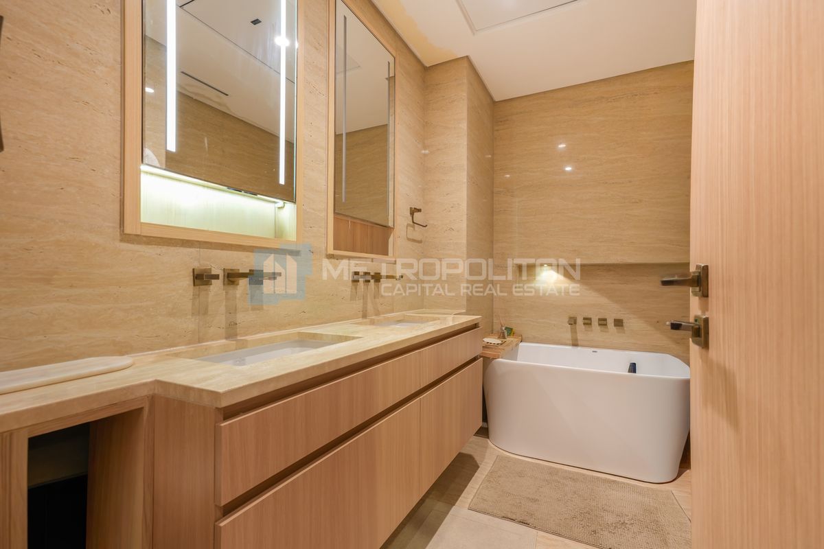 Elegant 2 BR | Partial Sea View | High ROI